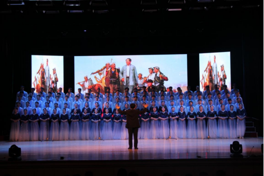 “青春赞歌献给党 庆祝建党100周年”文艺汇演暨纪念五四运动102周年大合唱比赛圆满落幕997.png “青春赞歌献给党 庆祝建党100周年”文艺汇演暨纪念五四运动102周年大合唱比赛圆满落幕997.png