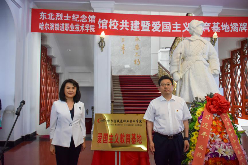 图片4.jpg 图片4.jpg