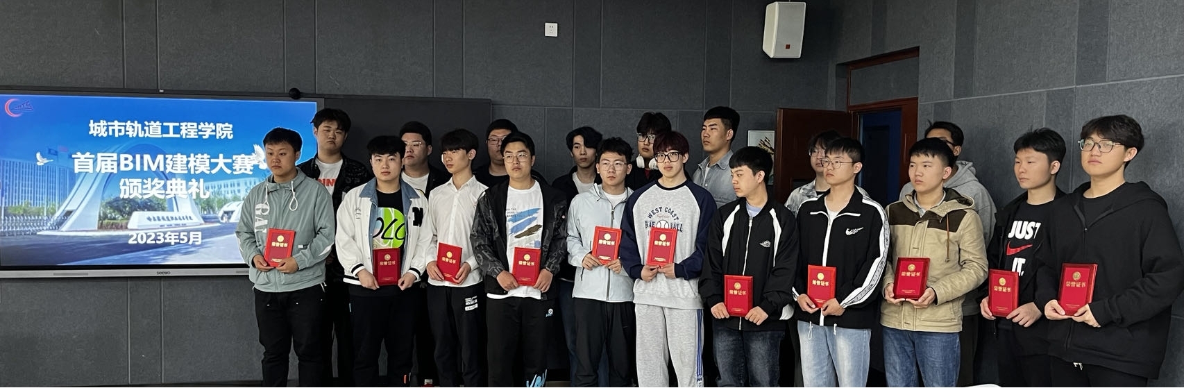 图片4.jpg 图片4.jpg